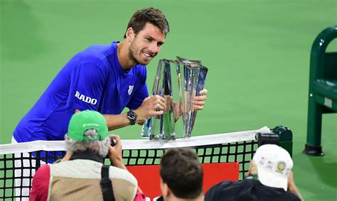Cameron Norrie wins Indian Wells title with victory over Nikoloz.